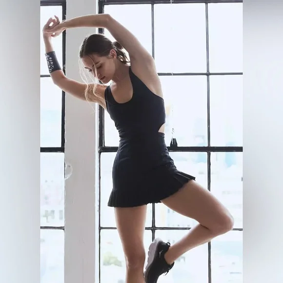 Free People movement Back It Up Skortsie. NWT. Black - Picture 3 of 10